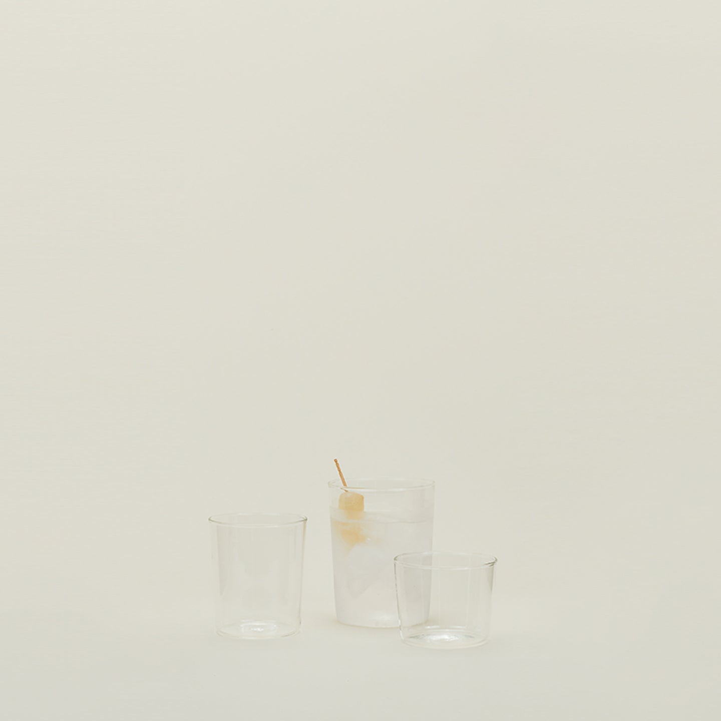 ESSENTIAL GLASSWARE - SET OF 4, CLEAR