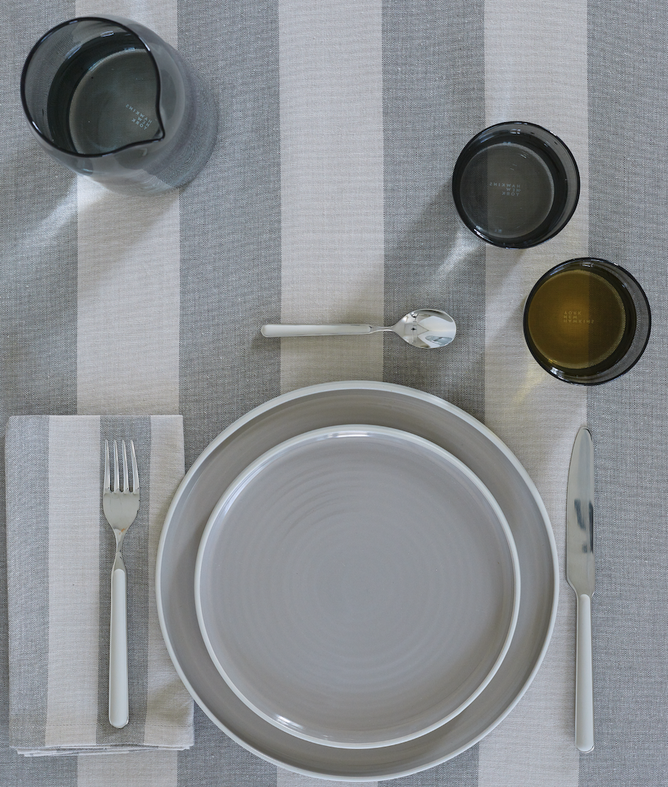 ESSENTIAL SALAD PLATE - SET OF 4, LIGHT GREY