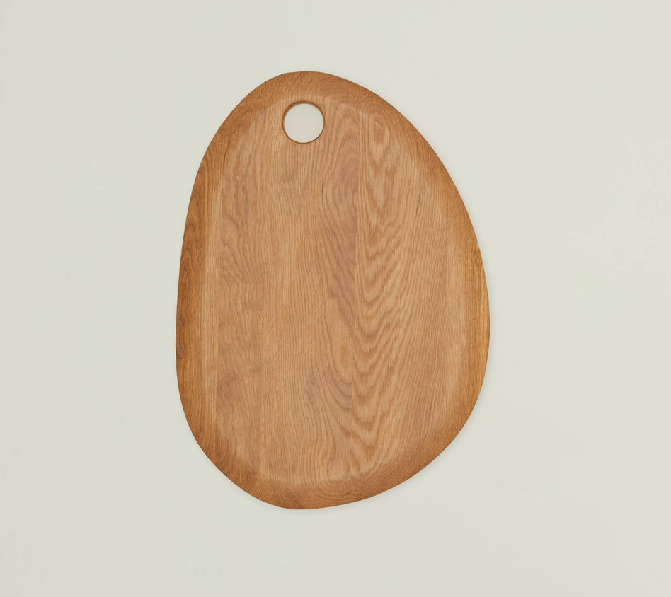 PEBBLE CUTTING BOARD - OAK