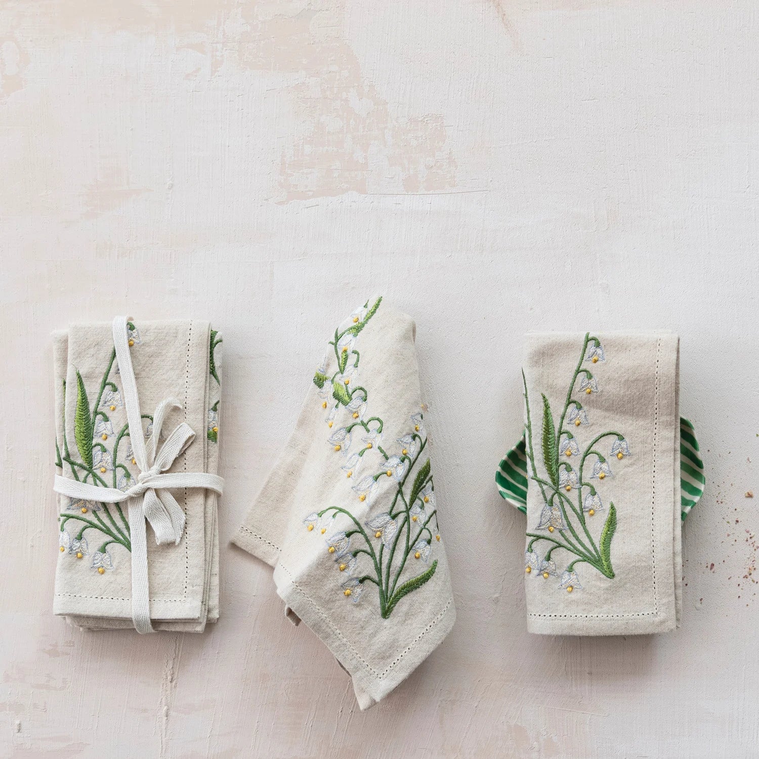 Cotton/Linen Napkins, Set of 4 Tied with Cotton Tape