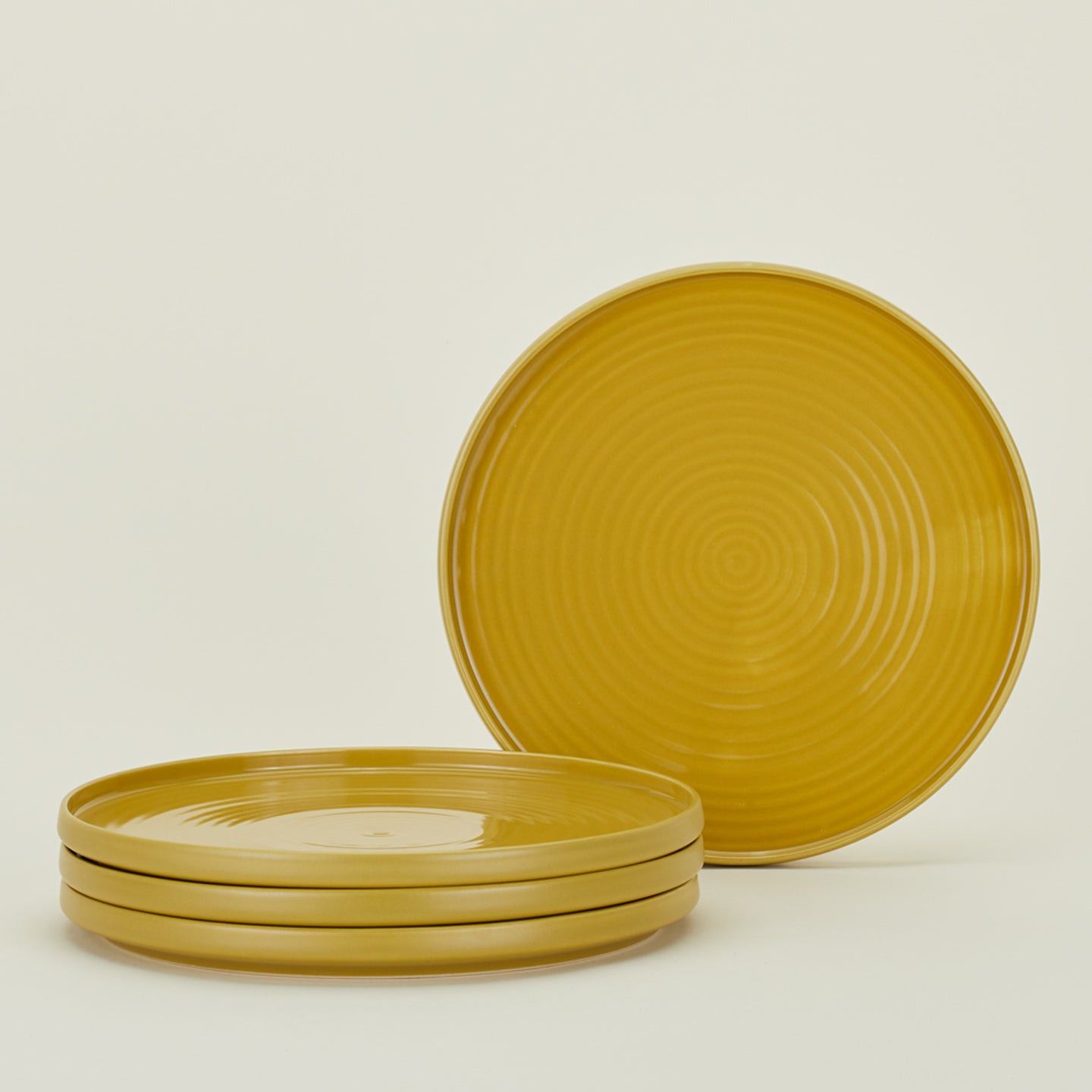 ESSENTIAL DINNERWARE - 16 PC SET, MUSTARD