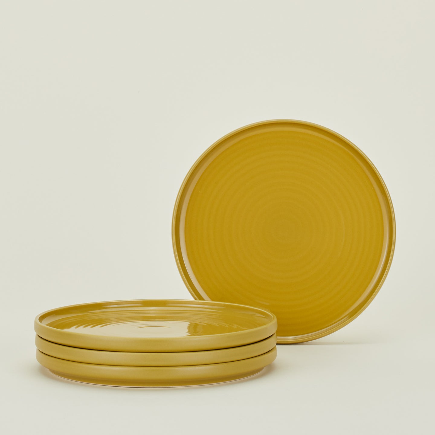 ESSENTIAL DINNERWARE - 16 PC SET, MUSTARD