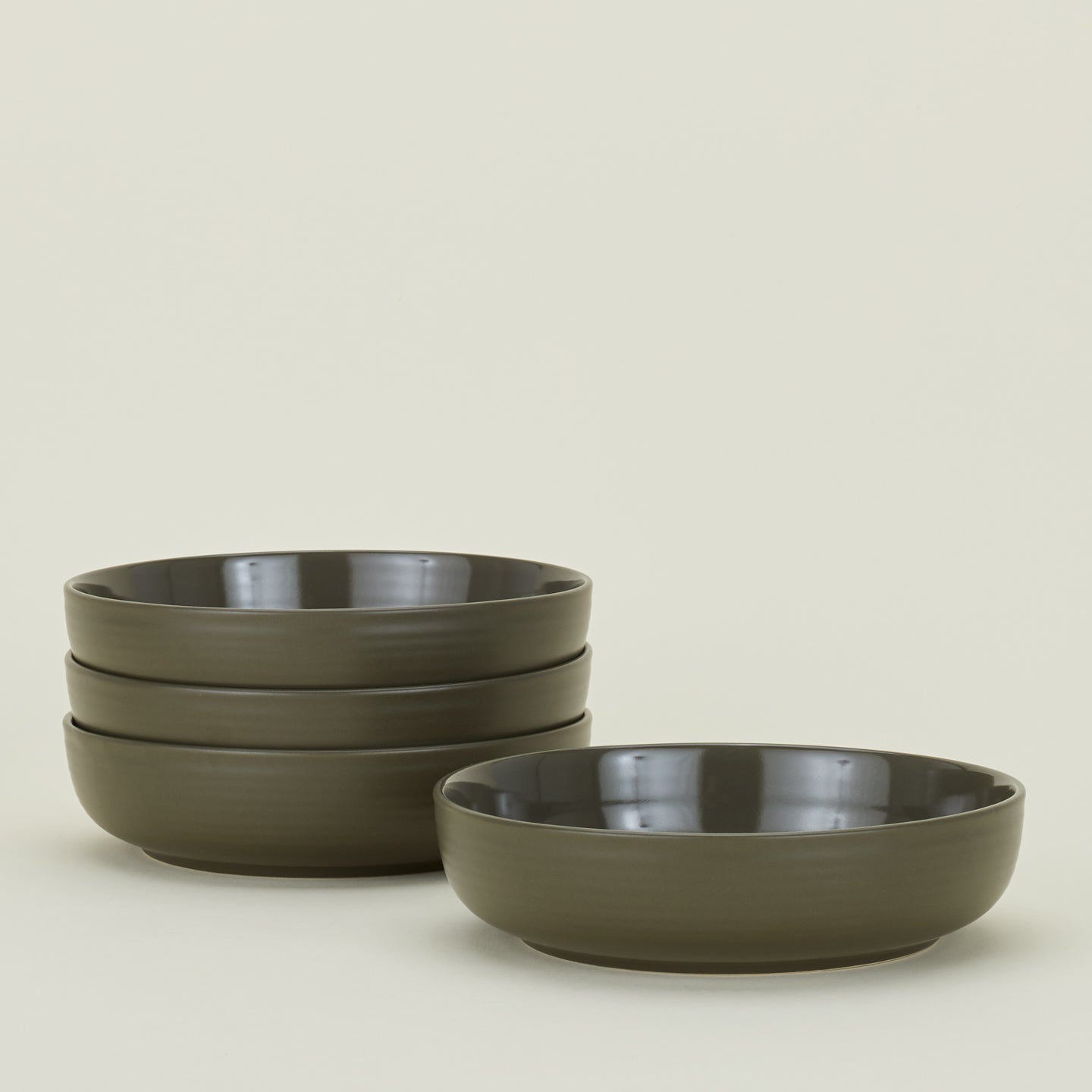 ESSENTIAL DINNERWARE - 16 PC SET, OLIVE