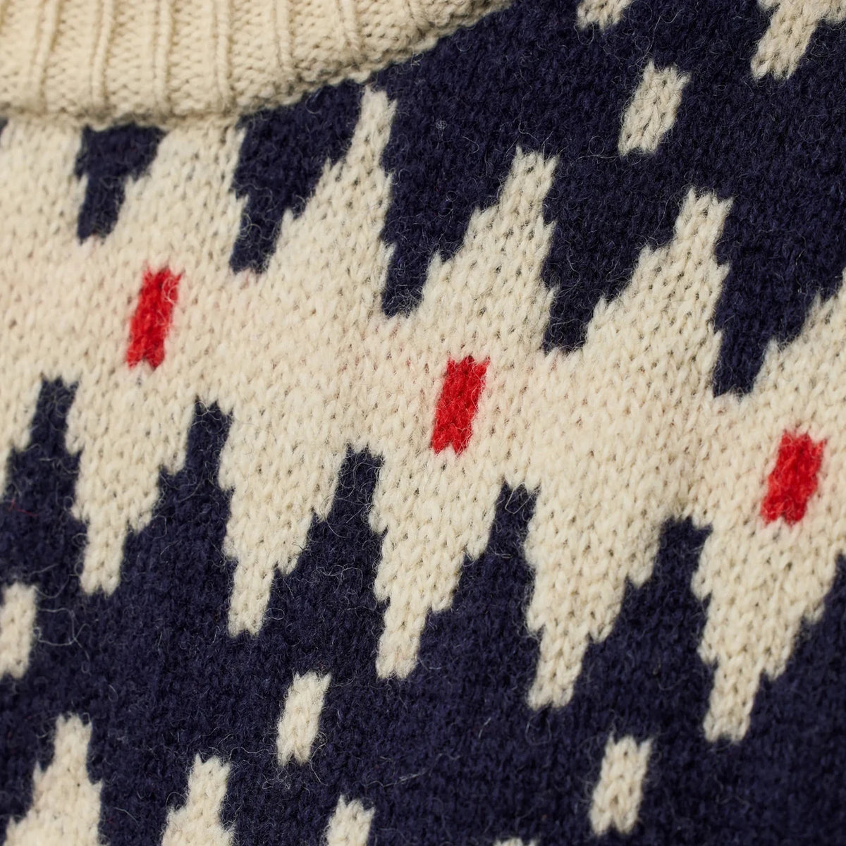 Ovik Jacquard Knit Sweater